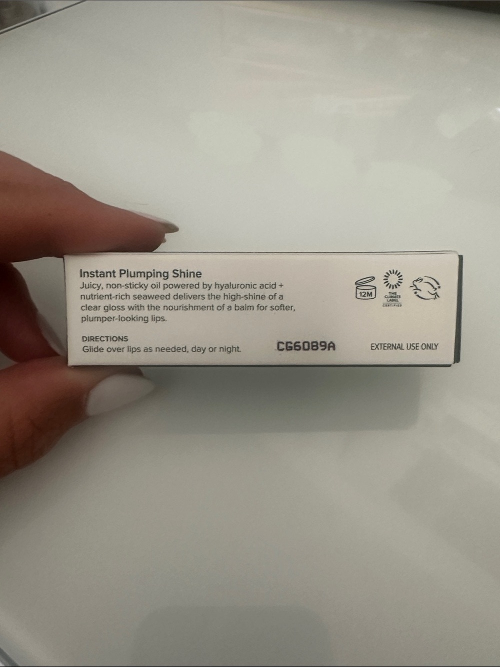 OSEA Hyaluronic Lip Oil Booster - White - Picture 3 of 5
